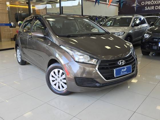 HYUNDAI HB20 1.0 COMFORT 12V FLEX 4P MANUAL HYUNDAI HB20 1.0 COMFORT 12V FLEX 4P MANUAL